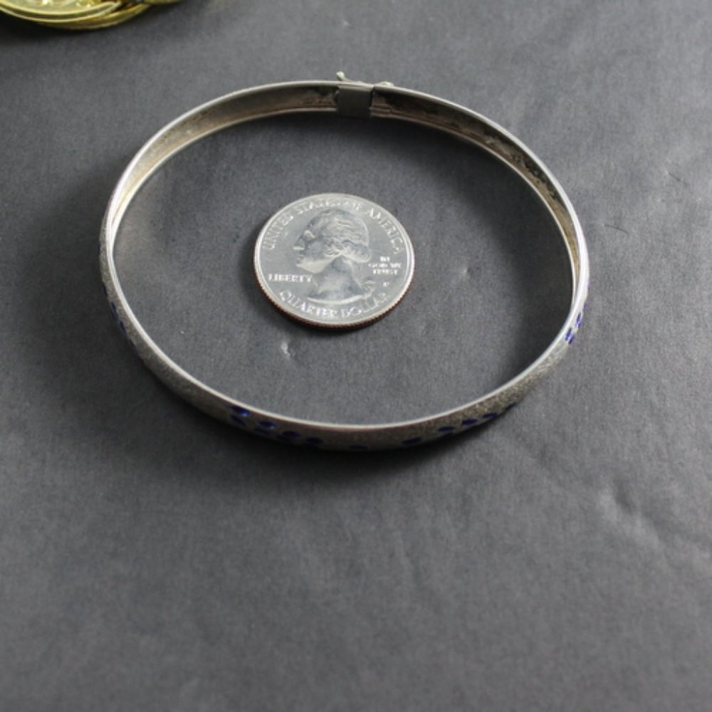 Oval 925 Han Vintage Sterling Textured Bangle - Picture 5 of 5